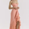 Gabbi Peach Mesh-avondjurk met ruches aan de voorkant