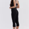 Halima zwarte capribroek