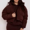 Hero Chocolate oversized pufferjas in C-vorm