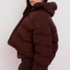 Hero Chocolate oversized pufferjas in C-vorm