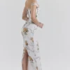 Isis zachtblauwe maxi-jurk met vintage print en korset
