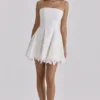Jemima witte strapless mini-jurk met op maat gemaakte broderie anglaise-kant