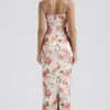 Josefina roze maxi-jurk van satijn met pioenrozenprint