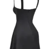 Kara zwarte mini-jurk