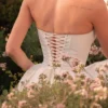 Kristiana ivoorkleurige katoenen strapless korsetminijurk