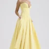 Lady Sunshine strapless midi-jurk van tule
