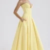 Lady Sunshine strapless midi-jurk van tule