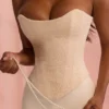 Larra Vintage ivoorkleurige strapless kanten korsetten-top