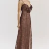 Lucianna Espresso kanten maxi-jurk