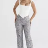 Mara zilverkleurige broek met metallic kant