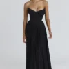 Marcella Zwarte Georgette Maxi-jurk met plooien