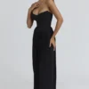 Marcella Zwarte Georgette Maxi-jurk met plooien