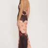 Mariamma donkerbruine maxi-jurk van satijn met bloemenprint