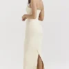 Mia Ecru halter maxi-jurk