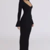 Mila zwarte maxi-jurk met fluitmouwen