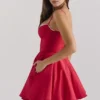 Minimoiselle Holly rode satijnen tule mini-jurk