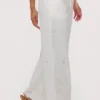 Mirea witte katoenen broek met brede pijpen en broderie anglaise
