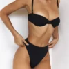 Monaco zwarte beugelbikini-top