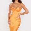 Myrna Tangerine satijnen midi-jurk met korset