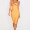 Myrna Tangerine satijnen midi-jurk met korset