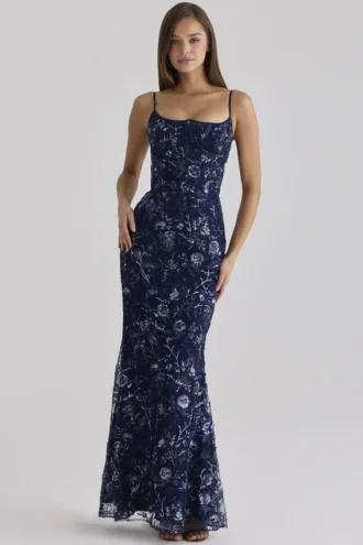 Naima Navy met de hand geborduurde corset maxi-jurk