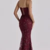 Naima Wijnrode, met de hand geborduurde, versierde korsetten-maxi-jurk – Limited Edition