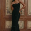 Naima zwarte, met de hand geborduurde corset-maxi-jurk – Limited Edition
