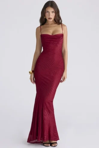 Nalani dieprode Devoré satijnen maxi-avondjurk – Limited Edition