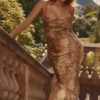 Nalani gouden satijnen maxi-jurk met patroon – Limited Edition