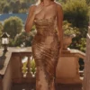 Nalani gouden satijnen maxi-jurk met patroon – Limited Edition