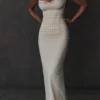 Nalini zandkleurige maxi-jurk van stretch mesh