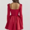 Nina Holly rode mini-jurk met afneembare strik van tule
