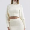 Nyala Crème Zachte Bouclé Gebreide Cropped Truien