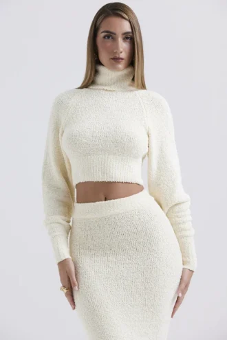 Nyala Crème Zachte Bouclé Gebreide Cropped Truien