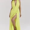 Olessia Acid Lime rugloze halter maxi-jurk