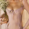Ophelia Blush Midi-jurk met uitsnijdingen