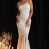 Pearla ivoorkleurige maxi-jurk met ruches