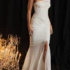Pearla ivoorkleurige maxi-jurk met ruches