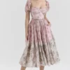 Penelope roze midi-jurk van chiffon met bloemenprint