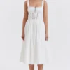 Perle witte midi-jurk met kanten rand