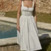 Perle witte midi-jurk met kanten rand