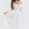 Perle witte midi-jurk met kanten rand