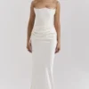 Persephone ivoorkleurige strapless korsettenjurk