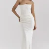 Persephone ivoorkleurige strapless korsettenjurk
