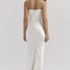 Persephone ivoorkleurige strapless korsettenjurk