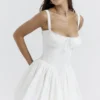 Pietra witte mini-korsetjurk