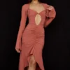 Reine Rose midi-jurk van echte zijde met ruches