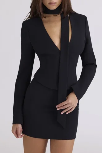 Roda Zwarte crêpe mini-rok met vormgevend effect