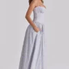 Rona Blauwe Maxi-jurk met kanten vetersluiting en wilde bloemenprint