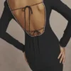 Rosa zwarte maxi-jurk met kristallen versiering